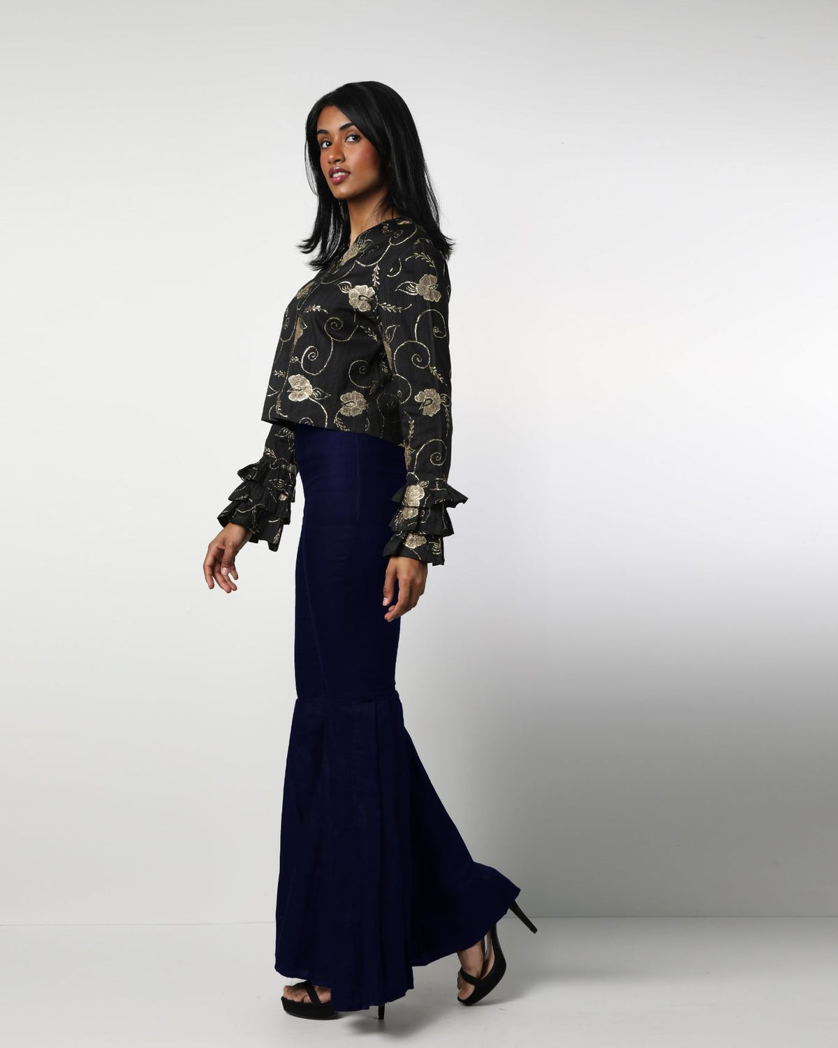 Style 08 :  100% Linen Pleated Pants