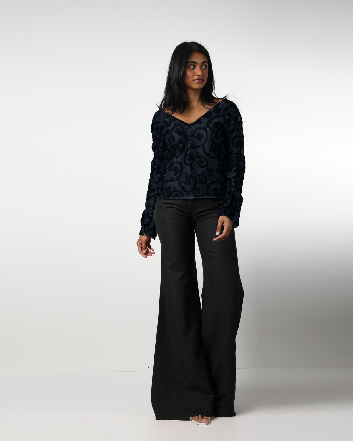 Style 5932 : Flare Pants  100% Linen with Back Pockets